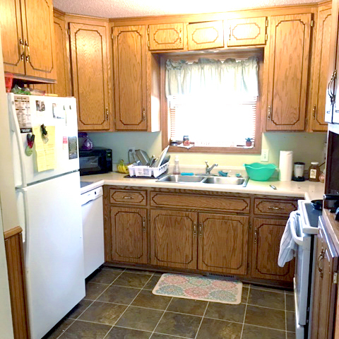 clean rental kitchen at 803 8th Ave S