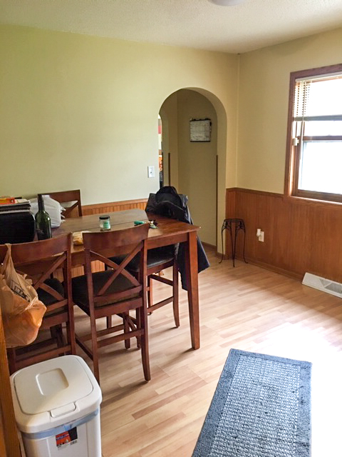 kitchen table and chairs in rental house